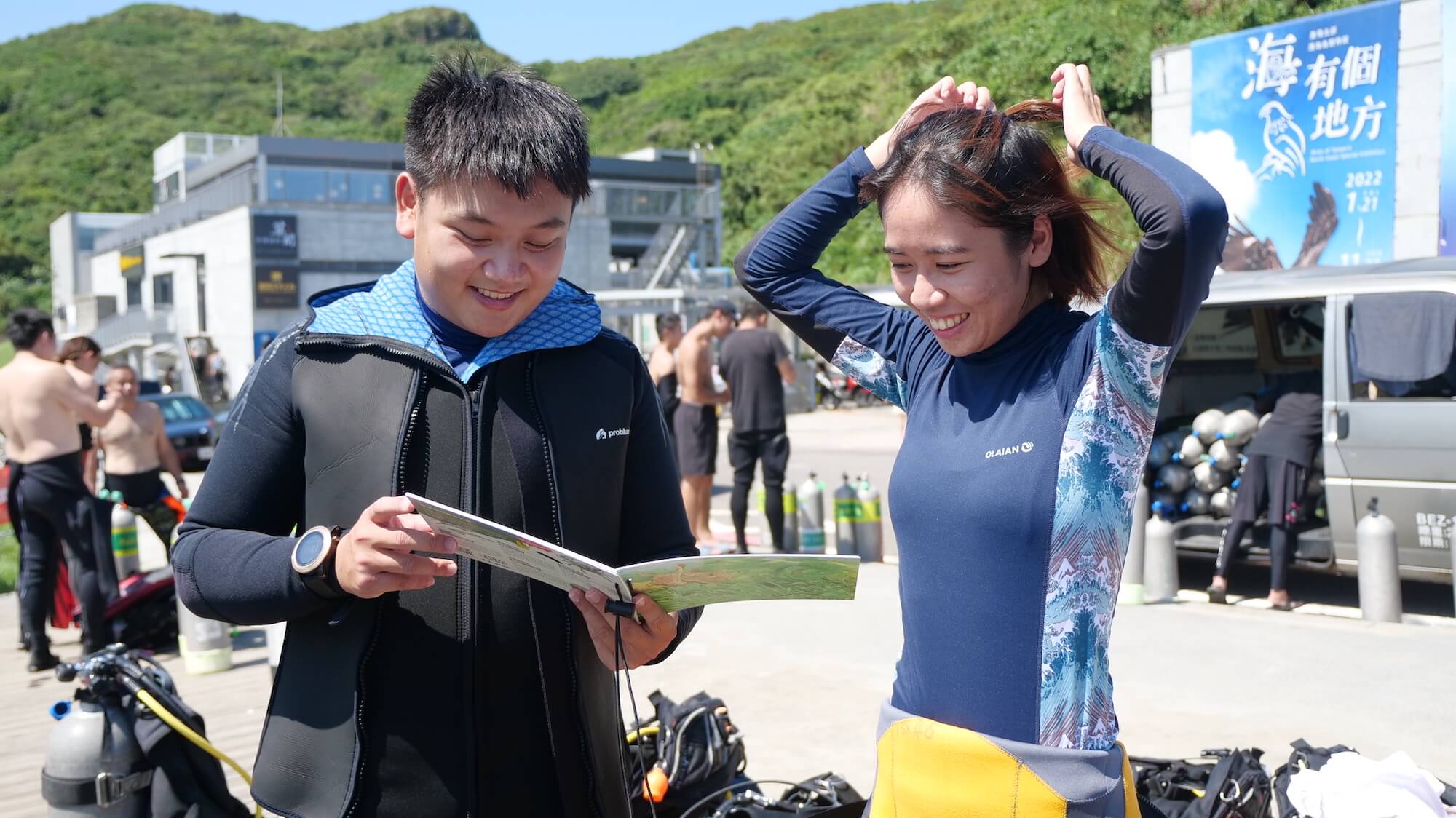 潛水教練下水之前，可以與客人或學生分享目標觀察生物，增加潛水樂趣與品質