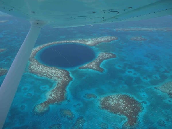 2023 12 06 204003 【貝里斯】包機飛越貝里斯大藍洞，人人都可以是土豪-Belize Great Blue Hole