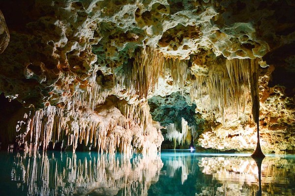 LINE ALBUM 貝里斯ATM大洞穴 231225 2 揭秘貝里斯旅遊亮點，飛越大藍洞到雨林探險，一起出發！