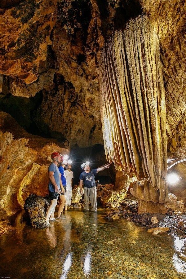 LINE ALBUM 貝里斯ATM大洞穴 231225 3 揭秘貝里斯旅遊亮點，飛越大藍洞到雨林探險，一起出發！