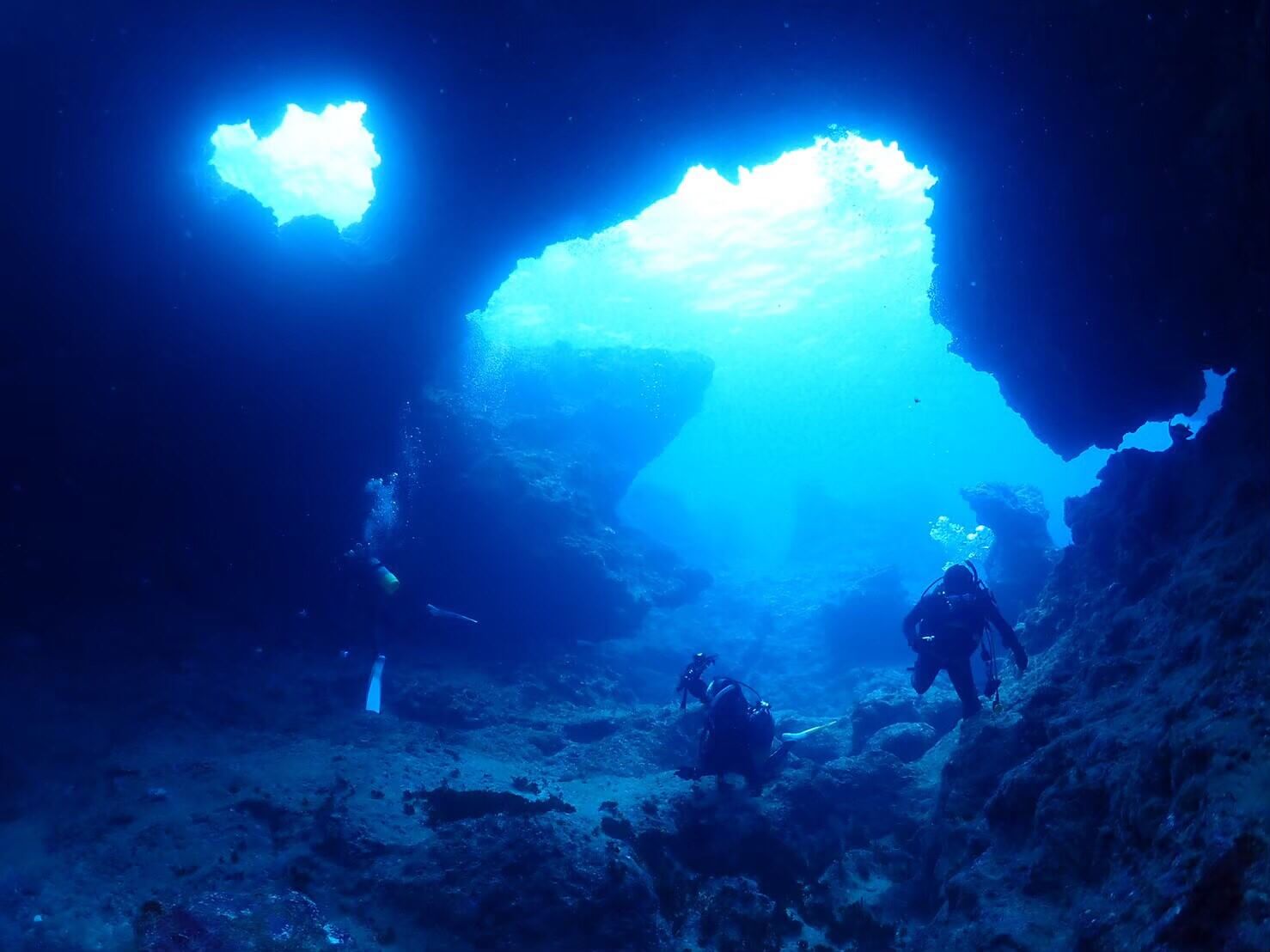 沖繩潛水,沖繩,青之洞,石垣島,日本潛水