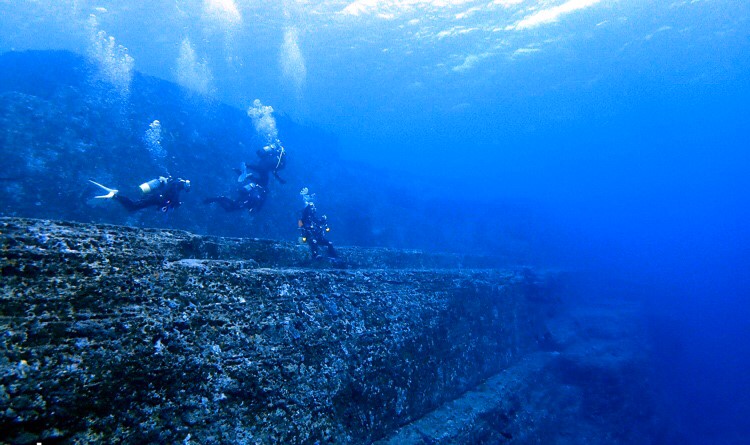 日本 沖繩 與那國 潛水 錘頭鯊 海底遺跡